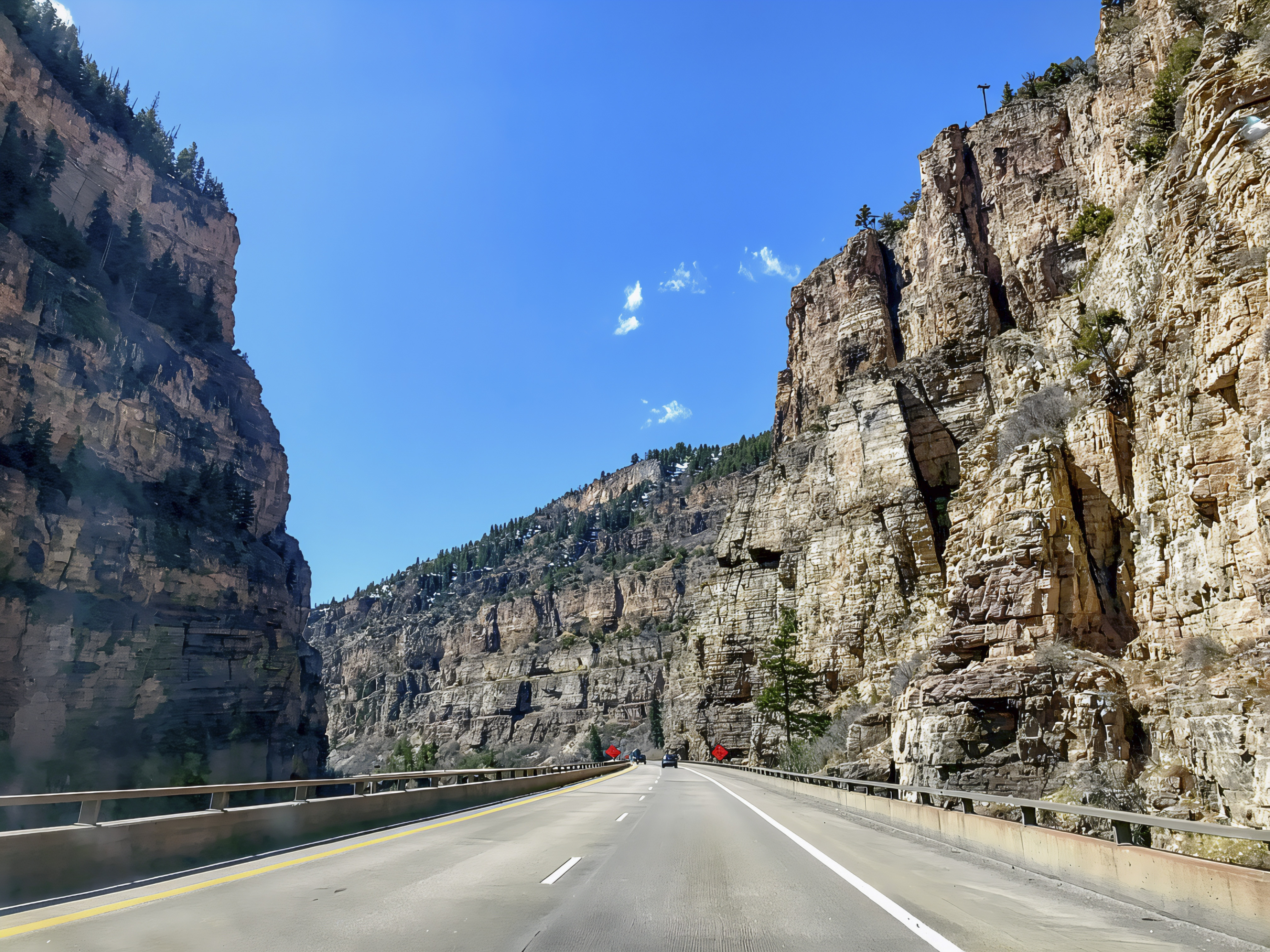 From Mountain Passes to Glenwood Canyon: Colorado’s Spectacular I-70 Drive