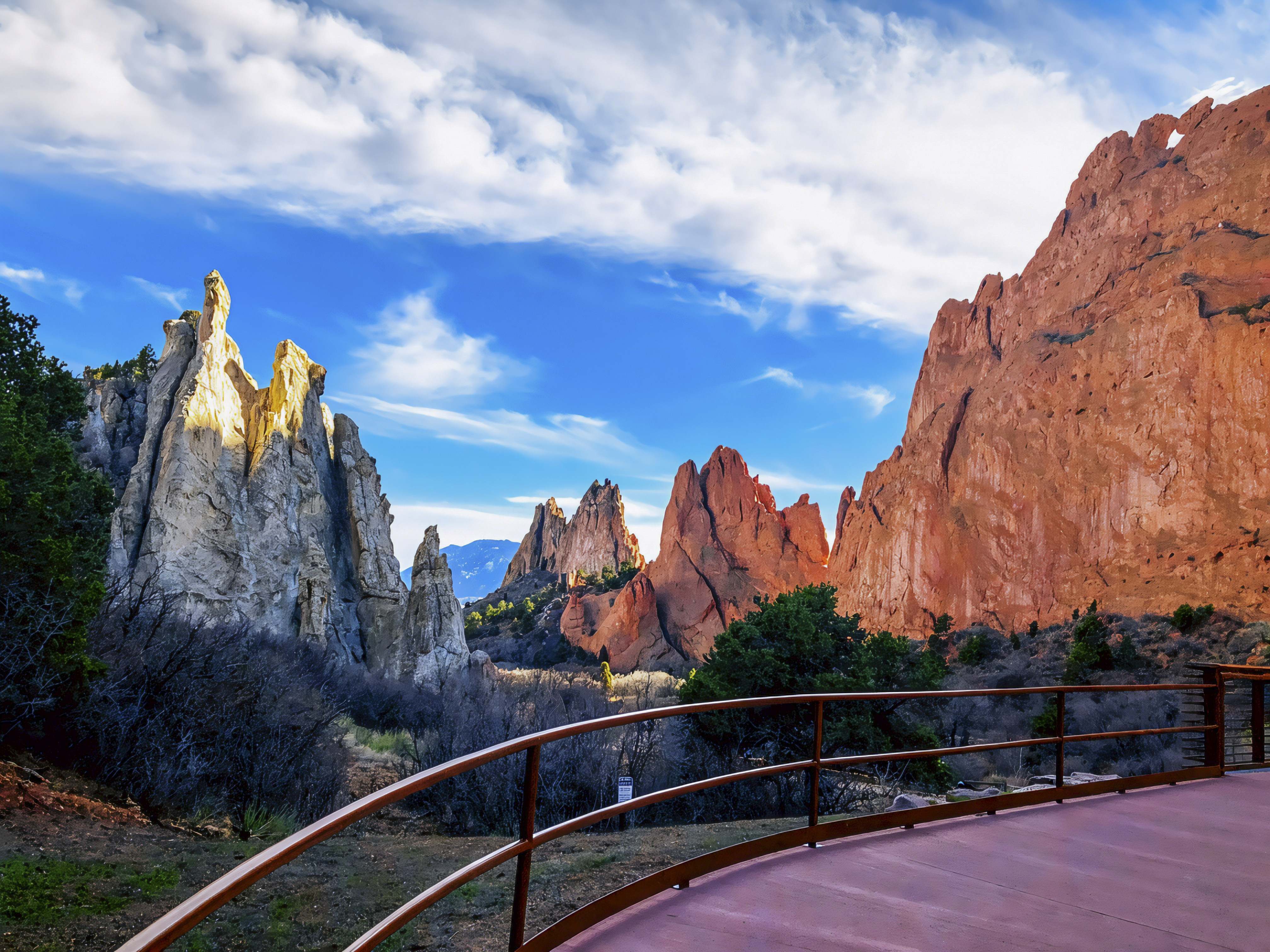 Garden of the Gods: Where Ancient Earth Meets Colorado Adventure